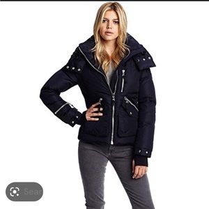 Sam NYC jetset hooded down puffer black size medium